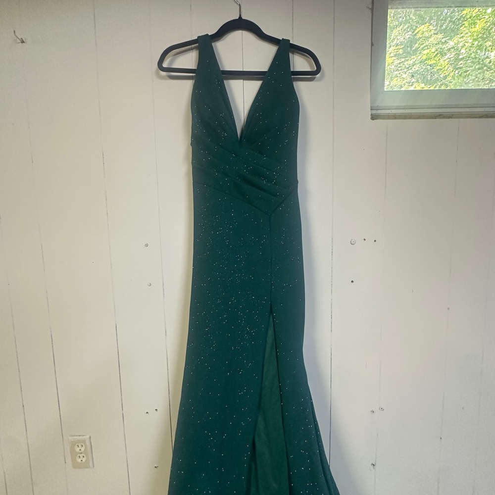 Elegant Green Evening Gown